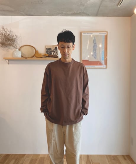 MANUAL ALPHABET マニュアルアルファベット（ユニセックス）/ FANCTIONAL PRD WIDE LS TEE 【ブラウン】