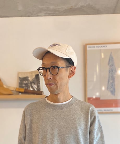 odds （ユニセックス） / STICH CAP 刺繍ロゴキャップ【オフホワイト】