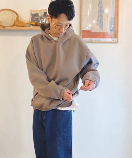 MANUAL ALPHABET マニュアルアルファベット（ユニセックス）/　AIR BOAR JERSEY PARKER 【モカ】