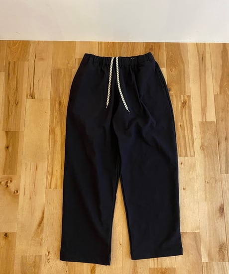 MANUAL ALPHABET マニュアルアルファベット（ユニセックス）/ THERMO JOURPANTS WIDE サーモジャーパンツワイド【チャコール】