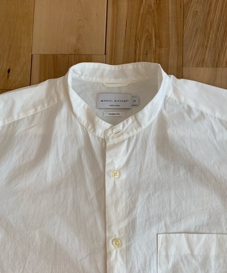 MANUAL ALPHABET マニュアルアルファベット（ユニセックス）/ WASHER TYPEWRITER LOOSE FIT B/C SHIRTS 【ホワイト】