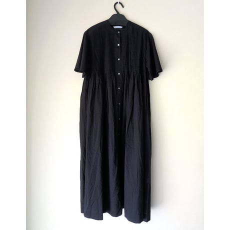 《 WOMEN 》 PONT DE CHALONS / ハンドピンタックスタンドカラーワンピース ( ブラック )