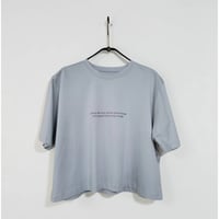 ショート丈ロゴTシャツ　サックス　チャコール