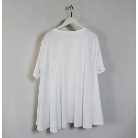 ロゴフレアTシャツ　白ホワイト