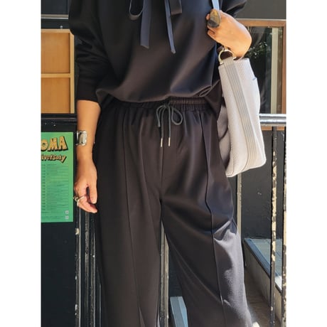 ユニセックス【セットアップ可能】裾ドロストリラックススウェットパンツ　黒ブラック
