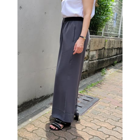 ラップパンツ　グレー　ブラウン