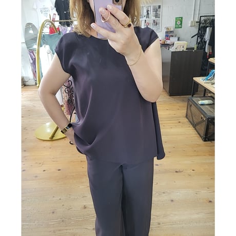 【セットアップ可能】フレンチスリーブ美シルエット　　チャコール　ブラウン