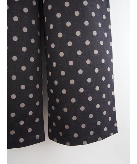 「STRETCH DOT DENIM」セミワイドパンツ