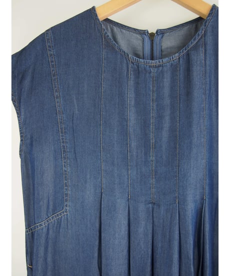 「接触冷感セルロース WASH DENIM」タックフレアーワンピース