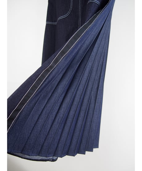 「WASH DENIM」バックプリーツフレアースカート