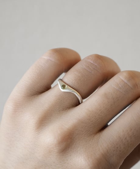 Dew ring (Peridot)