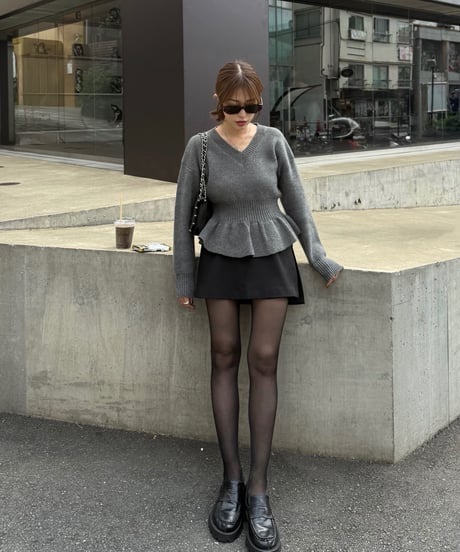 Peplum Knit トップス