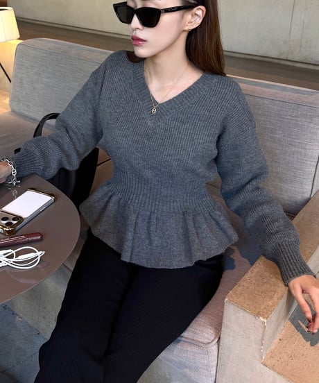 Peplum Knit トップス