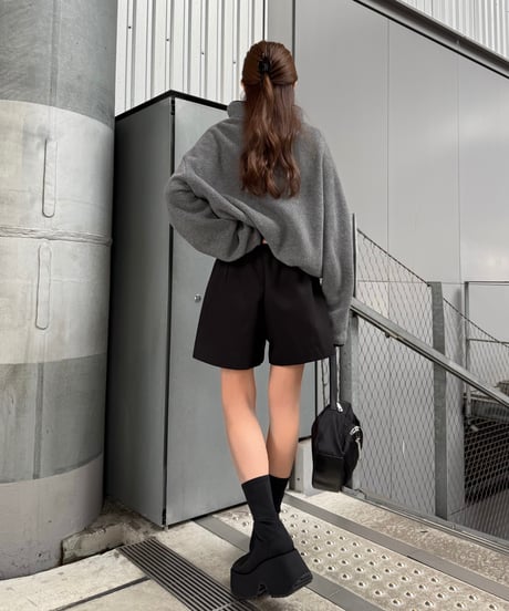 Pintuck ショートパンツ
