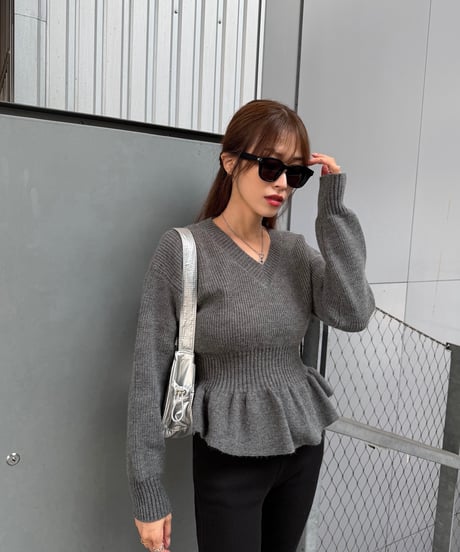 Peplum Knit トップス