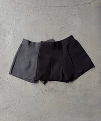 Pintuck ショートパンツ