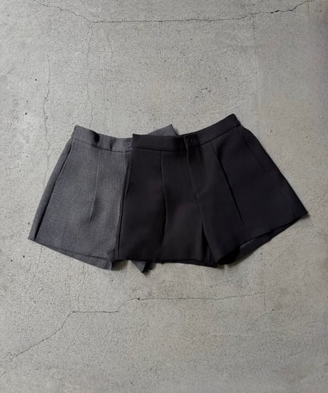 Pintuck ショートパンツ