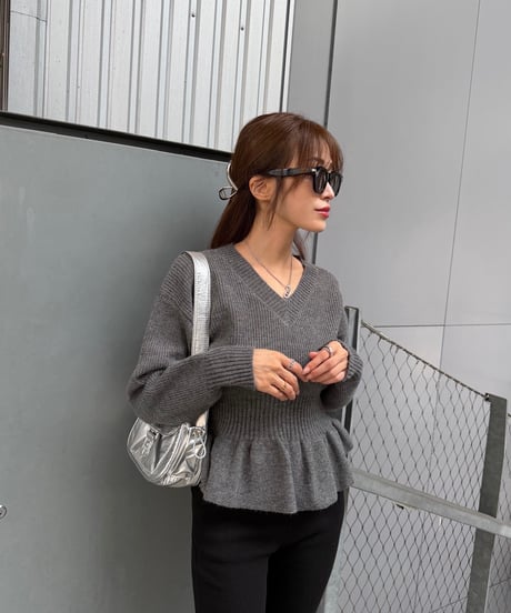 Peplum Knit トップス
