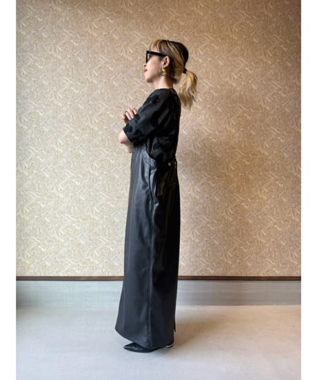 CHIGNON ★ fake leather strap dress