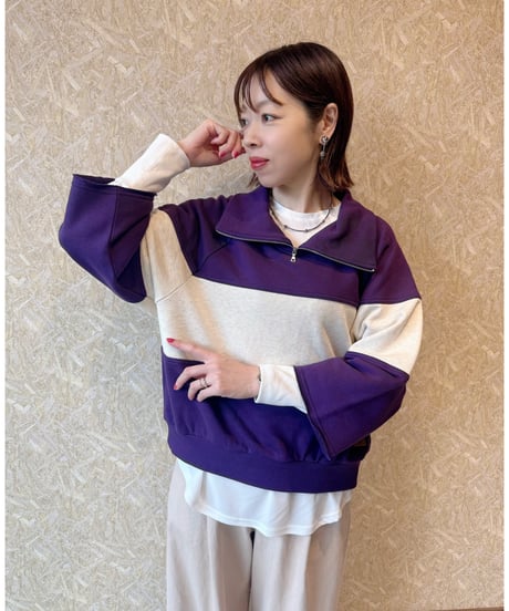 FOSI. bi-color high-necked sweat