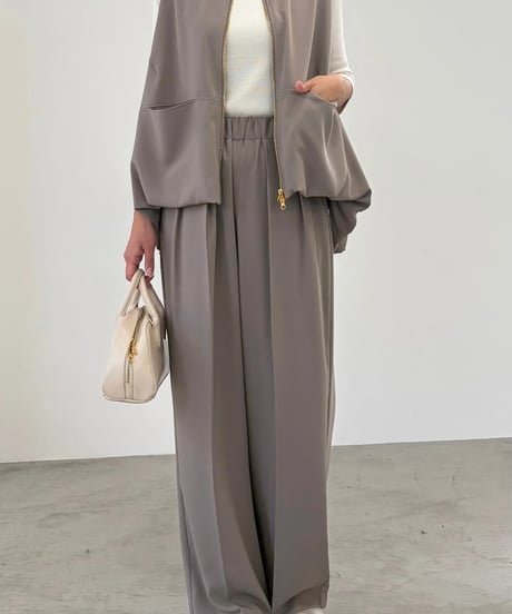 MICHNESS ★ drape twill center press pants