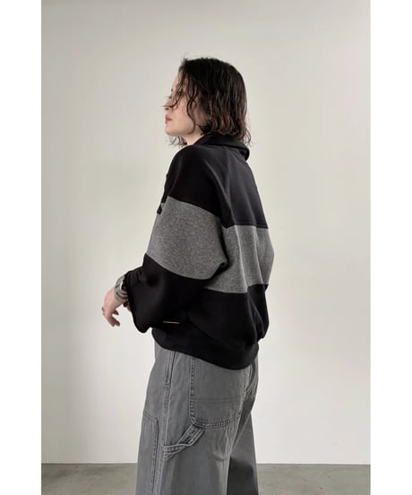 FOSI. bi-color high-necked sweat