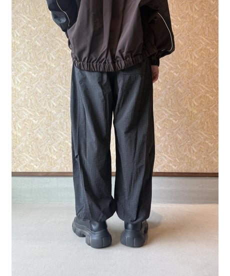 FOSI. ★ graph check nylon pants