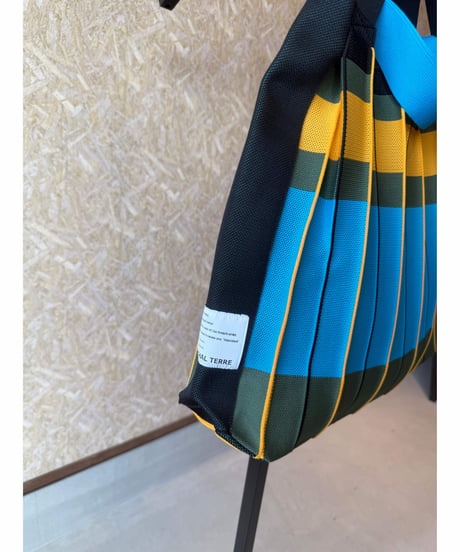 MARECHAL TERRE ★ pleats knit bag