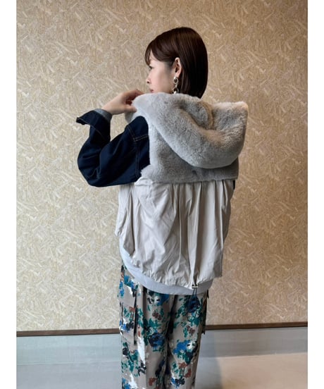 MARECHAL TERRE ★ fur docking vest