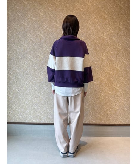 FOSI. bi-color high-necked sweat