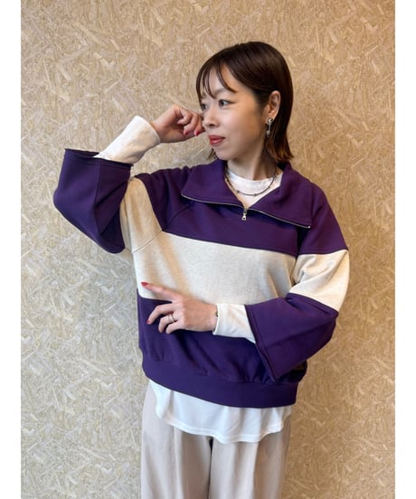 FOSI. bi-color high-necked sweat