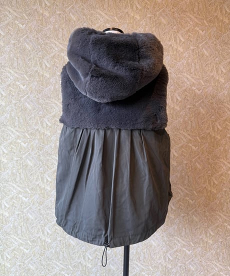 MARECHAL TERRE ★ fur docking vest