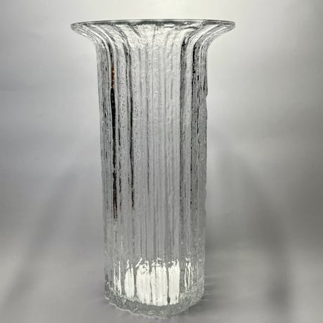 iittala（イッタラ）／Vertica（ヴェルティカ）／Timo Saraneva（ティモ・サルパネヴァ）／廃盤／大型のフラワーベース／H33cm