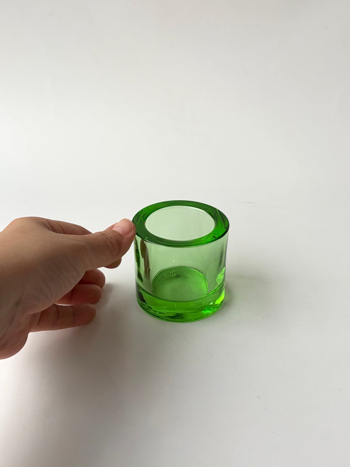 iittala（イッタラ）｜Kivi（キビ）キャンドルホルダー｜アップル
