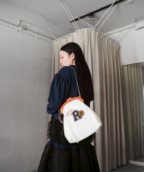 68℃ bag / white