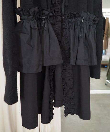 63℃ tops / black