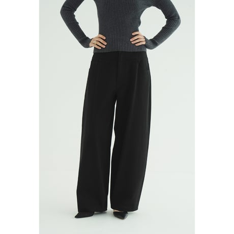 CLANE クラネ “LOW WAIST BARREL PANTS” ローウエストバレルパンツ