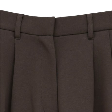 CLANE クラネ “TWO TUCK SWEAT PANTS” ツータックスウェットパンツ