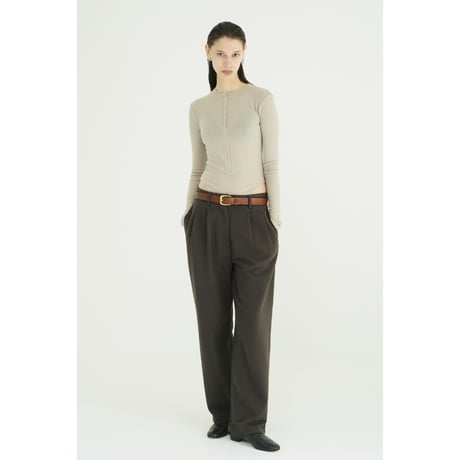 CLANE クラネ “TWO TUCK SWEAT PANTS” ツータックスウェットパンツ