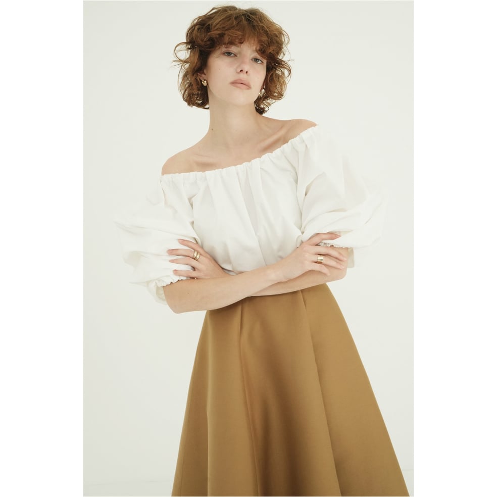 CLANE クラネ “VOLUME SLEEVE CROPPED BLOUSE” ボリュームス