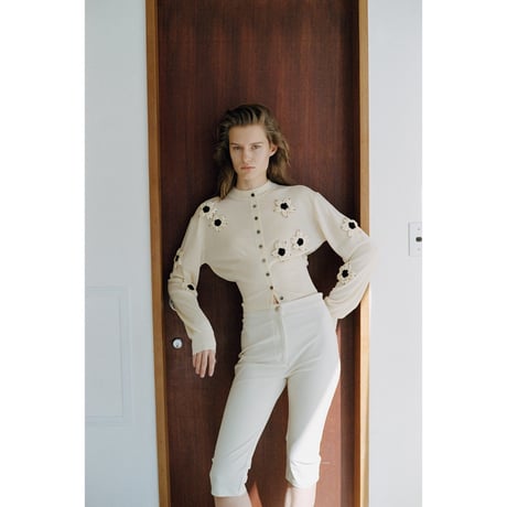 CLANE クラネ “FLOWER MOTIF KNIT CARDIGAN” フラワーモチーフニットカーディガン