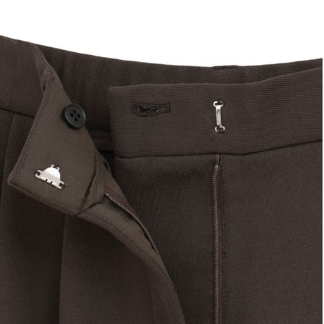 CLANE クラネ “TWO TUCK SWEAT PANTS” ツータックスウェットパンツ