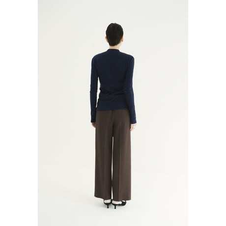 CLANE クラネ “BUTTON DETAIL CUT TOPS” ボタンディティールカットトップス