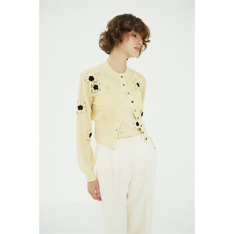 CLANE クラネ “FLOWER MOTIF KNIT CARDIGAN” フラワーモチーフニットカーディガン