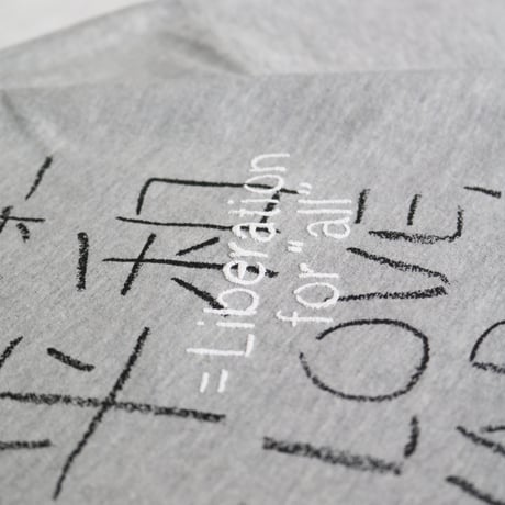 愛と平和 handwriting Tee / Gray