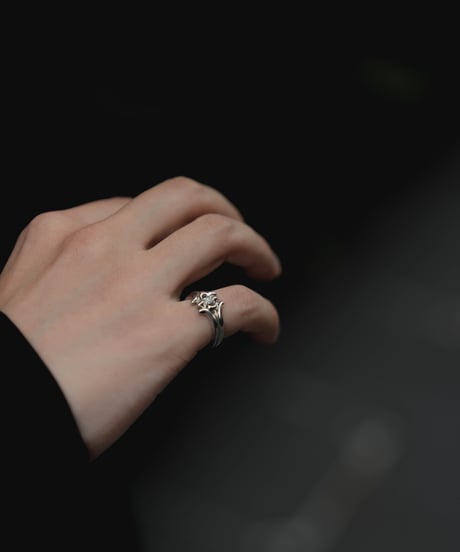 FOLIE JEWEL STONE RING