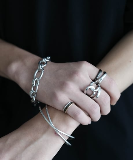 TRIPLE RING