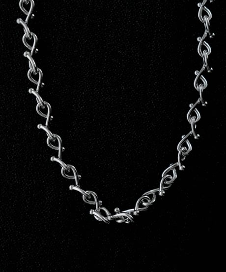 NEW HERITAGE CHAIN NECKLACE