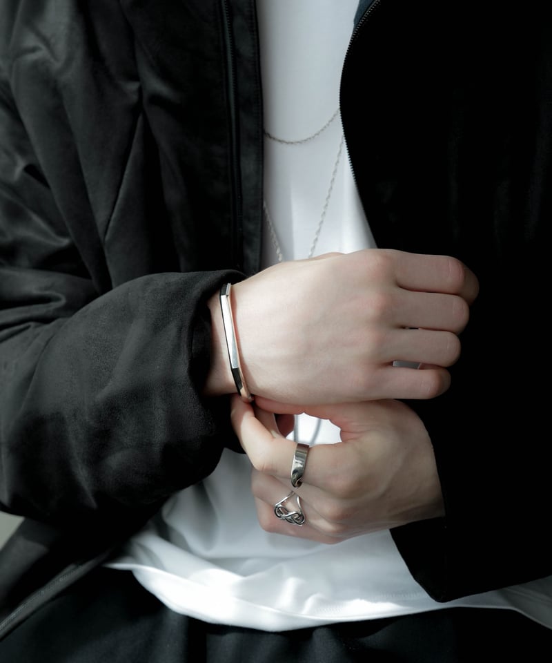 CTHY EDGE BANGLE | CTHY
