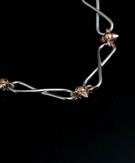 INFINITE STUDS BRACELET
